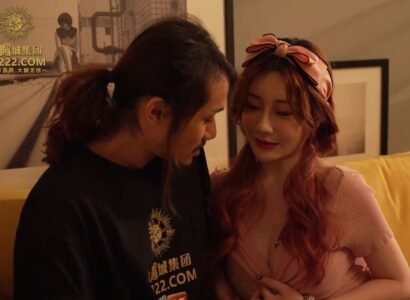 như chu full clip sex Người chồng cắn răng nhìn vợ chụp ảnh khoả thân với sếp